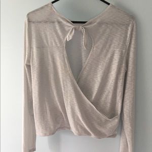 White long sleeve blouse